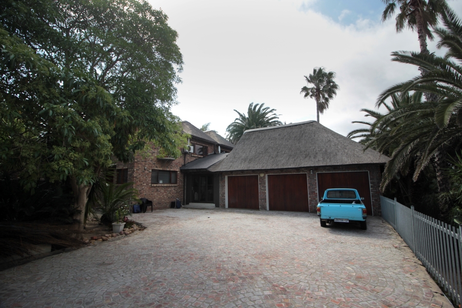 3 Bedroom Property for Sale in Menkenkop Western Cape